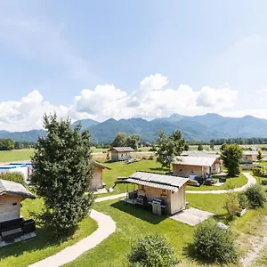 Prázdninový dům Almdorado, Übersee